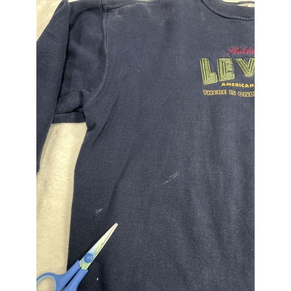 Vintage Levi's Jeans Blue Embroidered Women's Crewneck Sweatshirt Size Large - Picture 4 of 10